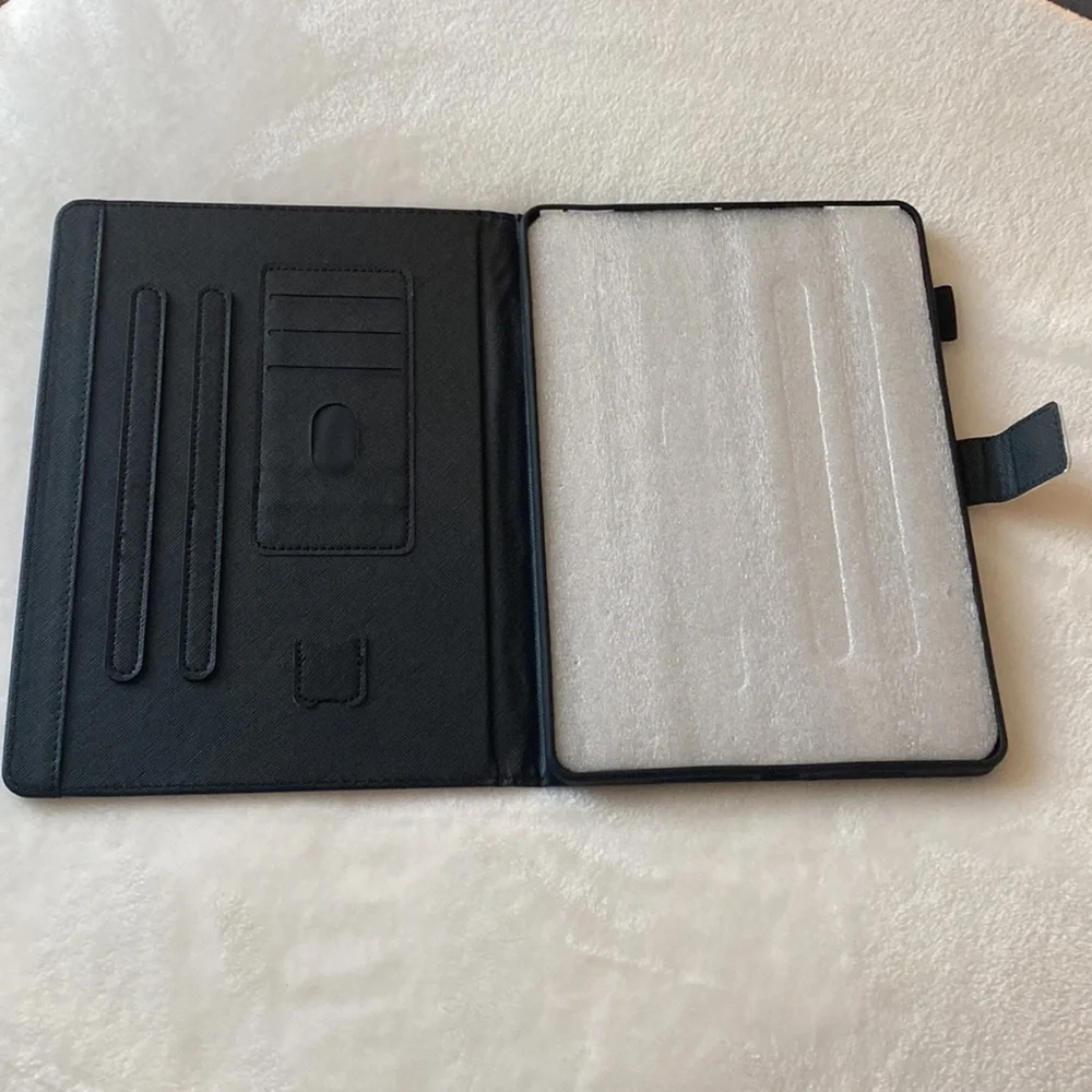 Minnie Mouse tablet cover